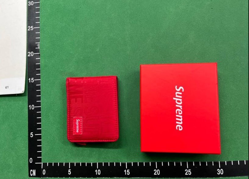 Supreme wallet -2
