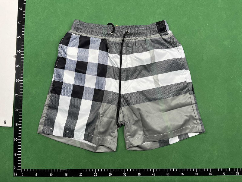 Burberry shorts -4