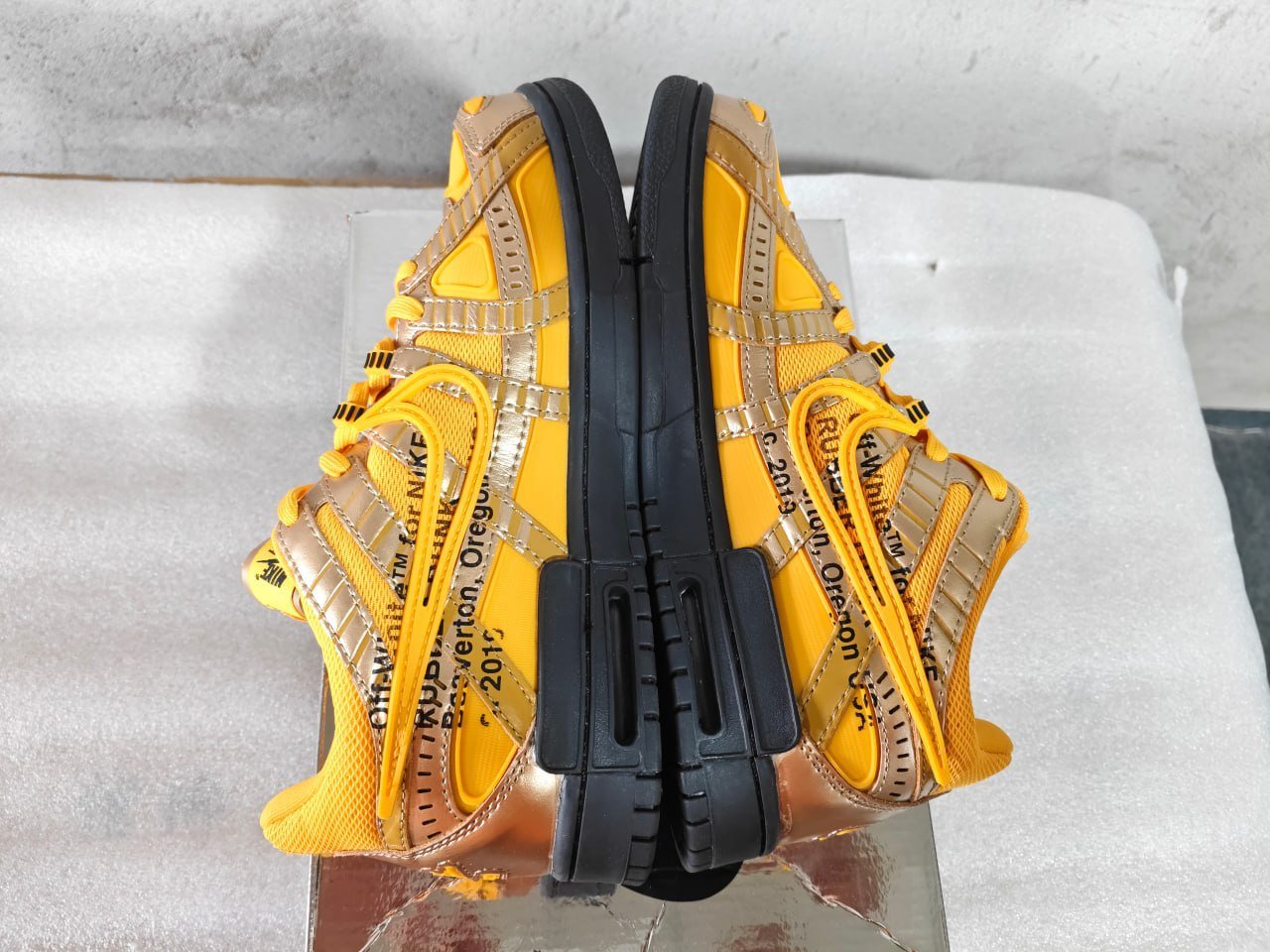 Off White Ruber -4