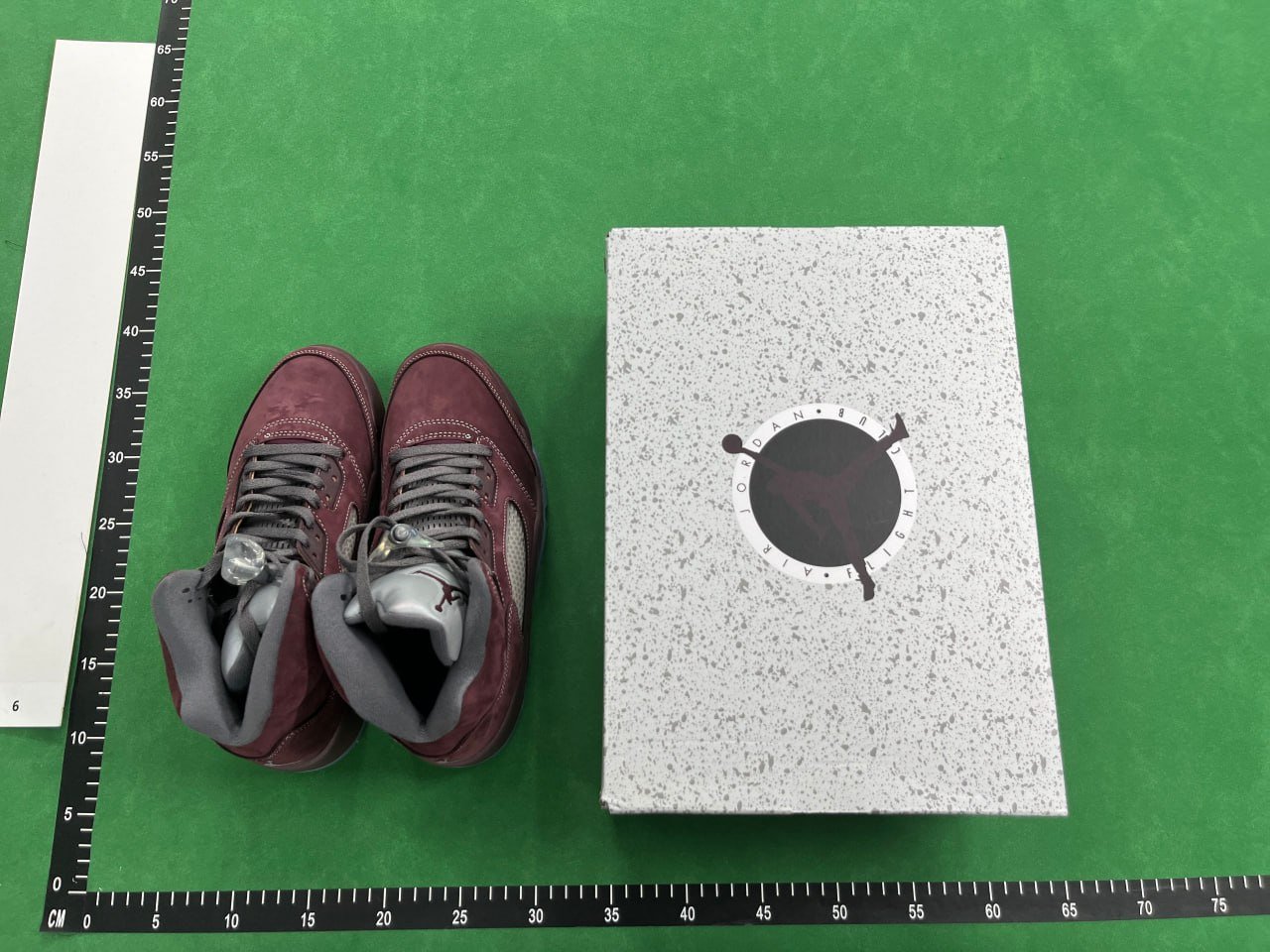 Air Jordan 5      -4