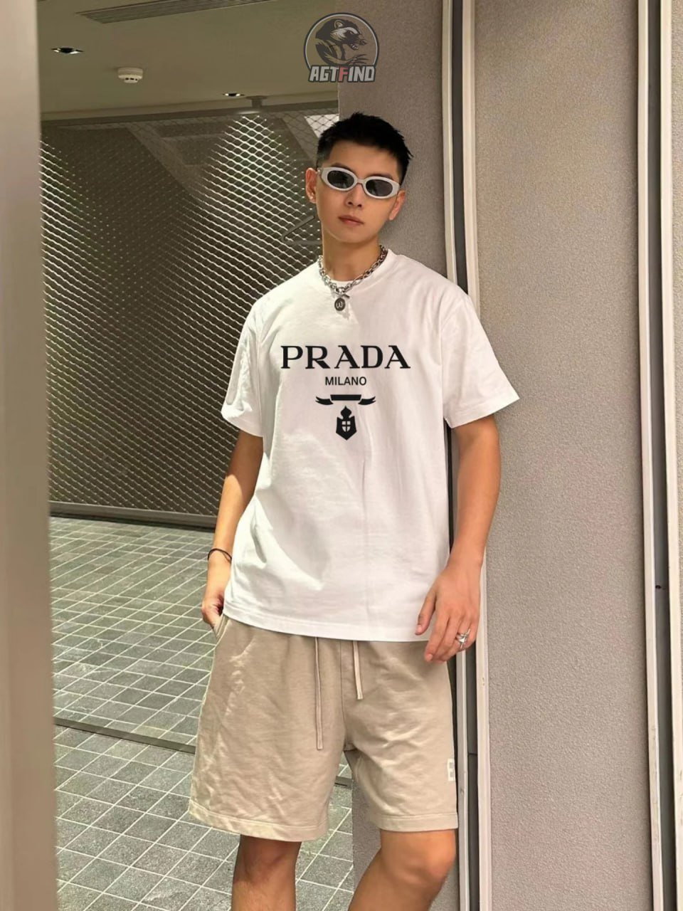  Prada T-shirt -4