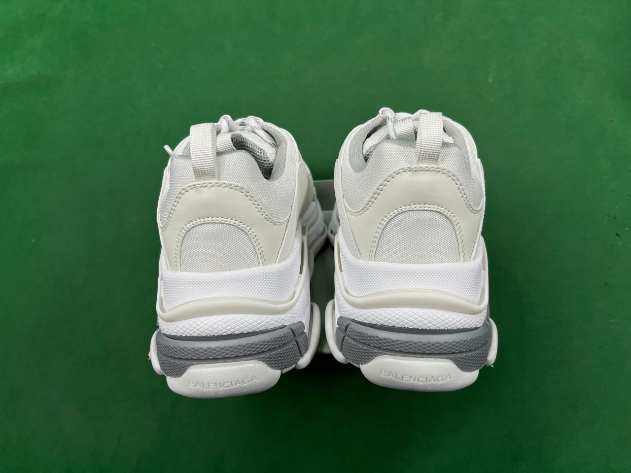  Balenciaga Track     -3