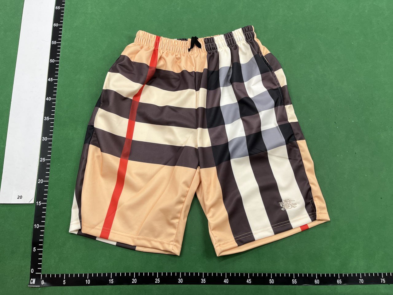  Burberry shorts -2