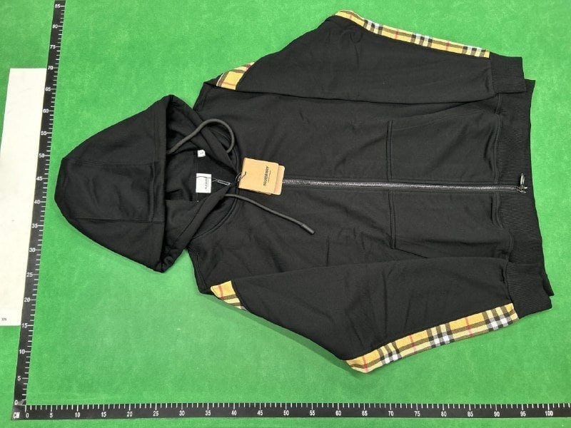 Burberry Hoodie -4