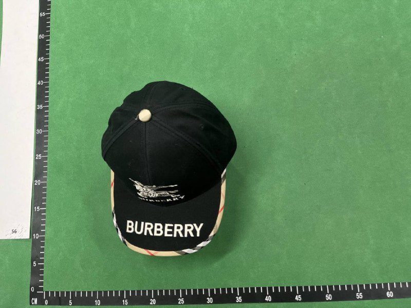 Burberry Check Print & Logo Cap -2