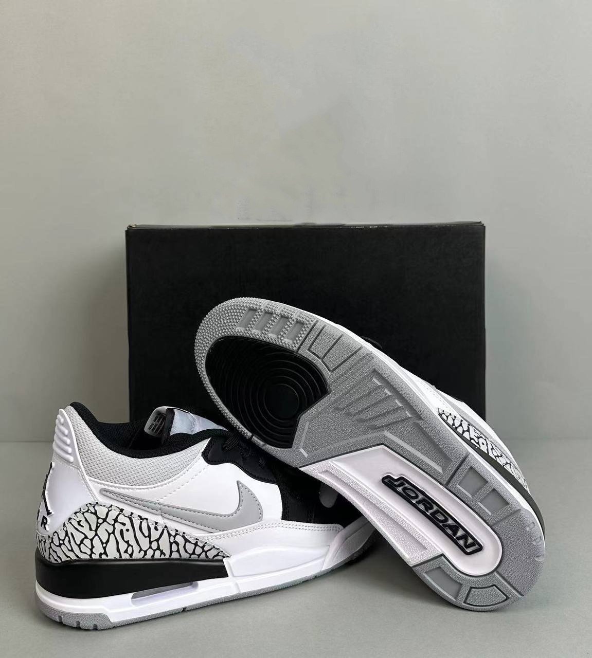 Nike Jordan Legacy 312 Sneakers -3