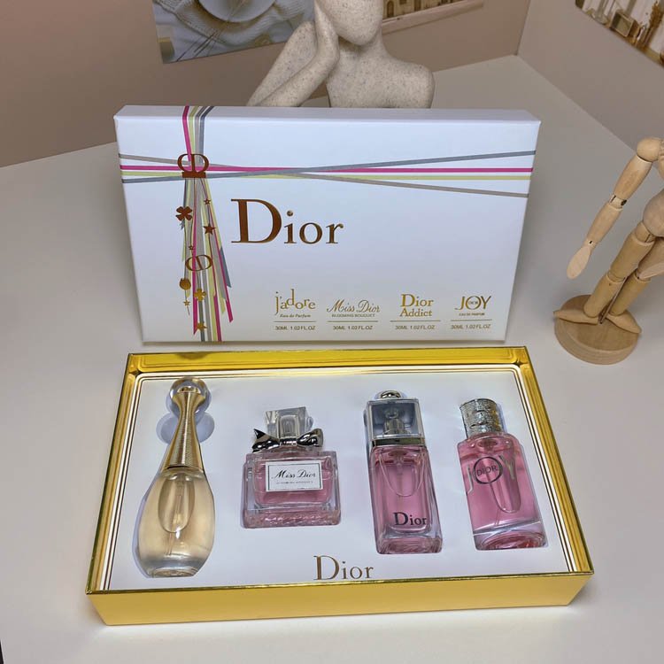 Dior Perfume 4-piece Christmas Edition -2