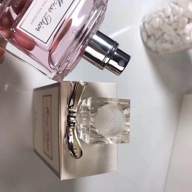 Dior Sweetheart Perfume-3436 -5