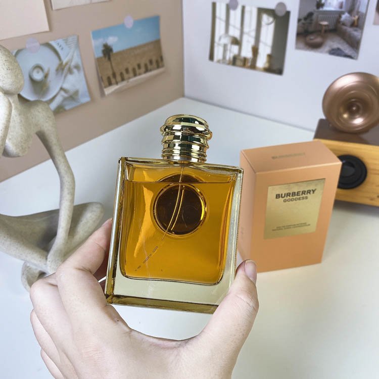 Burberry Goddess Eau de Parfum-3356                   -4