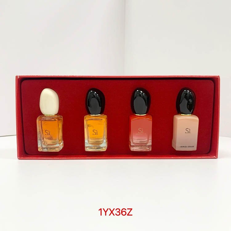 Armani Love Fragrance Sample 4-Piece Set-3270                   -3