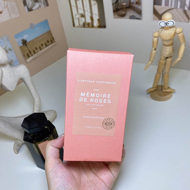 Artisan Rose Remembrance Perfume-3210                   -4