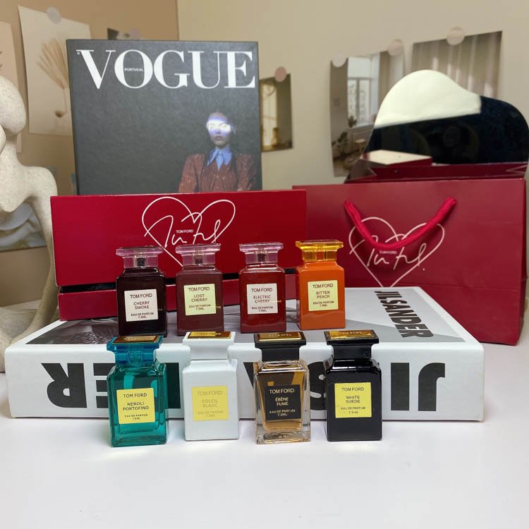 TOMFORD TF Limited Edition Signature Fragrance 8-Piece Set B-3188                   -3