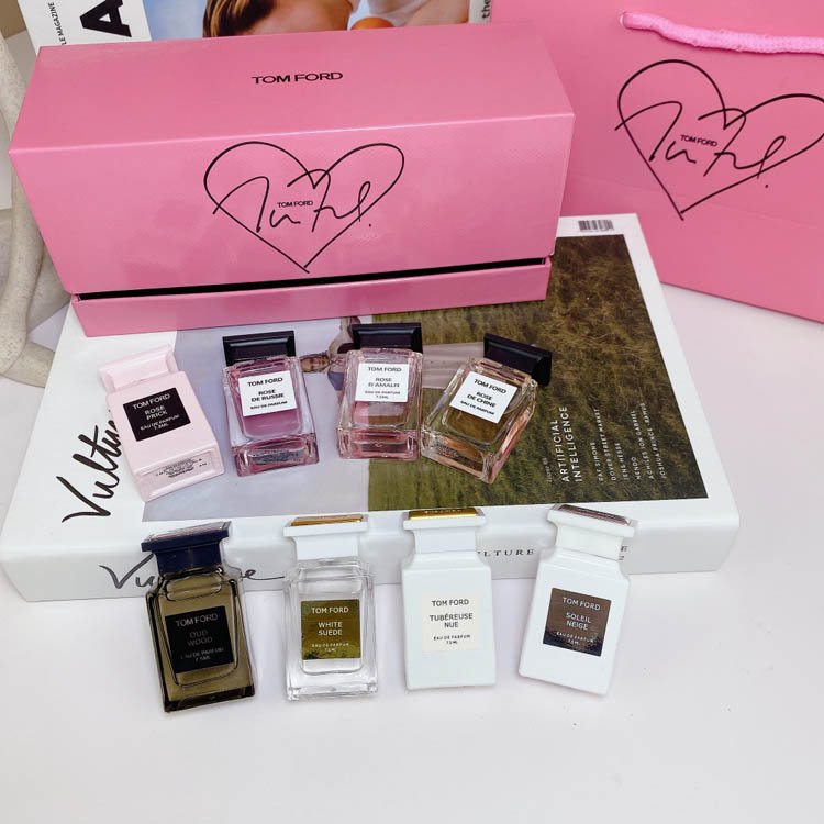 TOMFORD TF Limited Edition Signature Fragrance 8-piece Set A Powder Case-3187                   -4