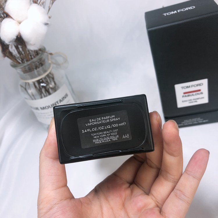 TomFord TF Red Label Fabres Parfum-3087                   -2