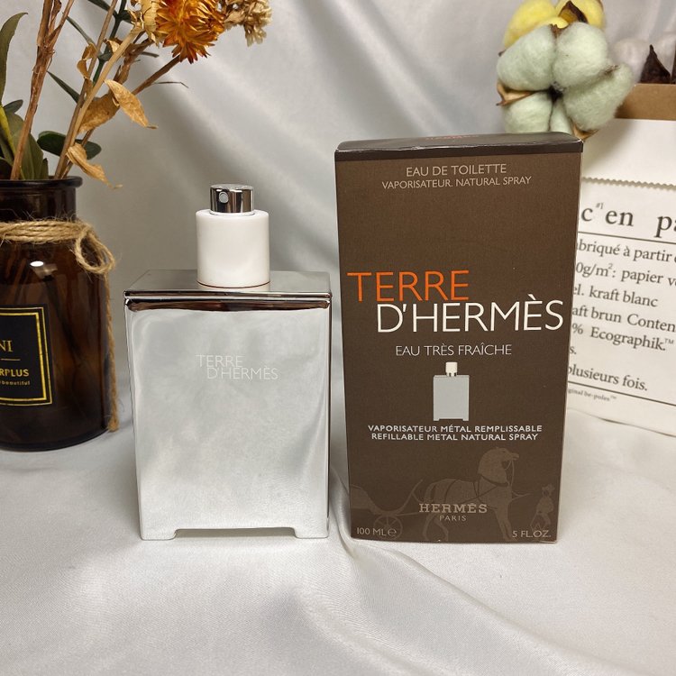 Hermès new Silver Terre perfum